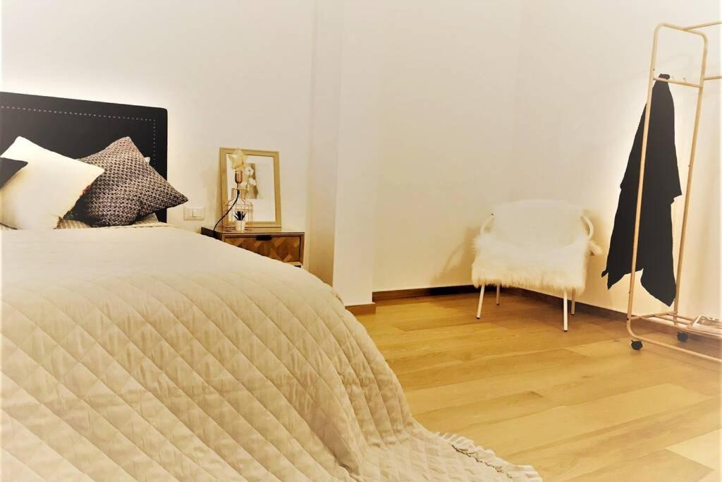 Luxus P4T Family 3 Bedroom With Pool, Tennis Court And Sauna 브린디시 외부 사진