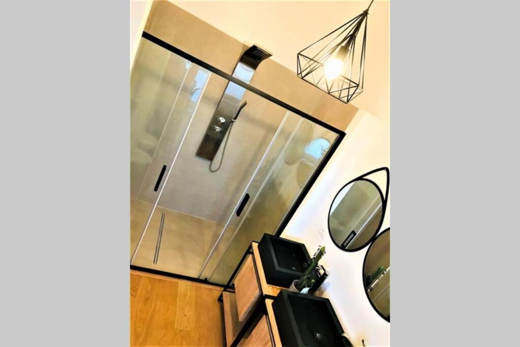 Luxus P4T Family 3 Bedroom With Pool, Tennis Court And Sauna 브린디시 외부 사진