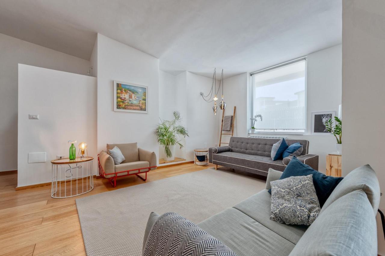 Luxus P4T Family 3 Bedroom With Pool, Tennis Court And Sauna 브린디시 외부 사진