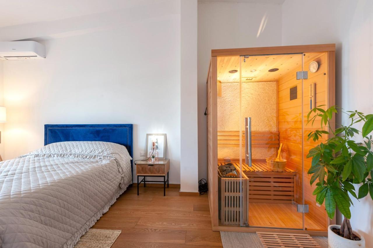 Luxus P4T Family 3 Bedroom With Pool, Tennis Court And Sauna 브린디시 외부 사진